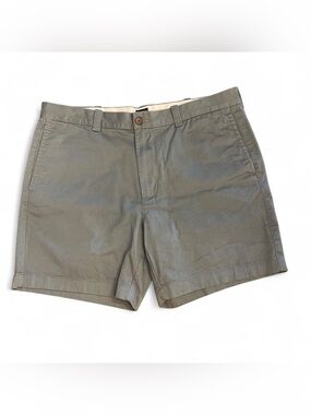 J.Crew men’s 7 inch chino shorts in gray/green, size 36 #chino #preppy